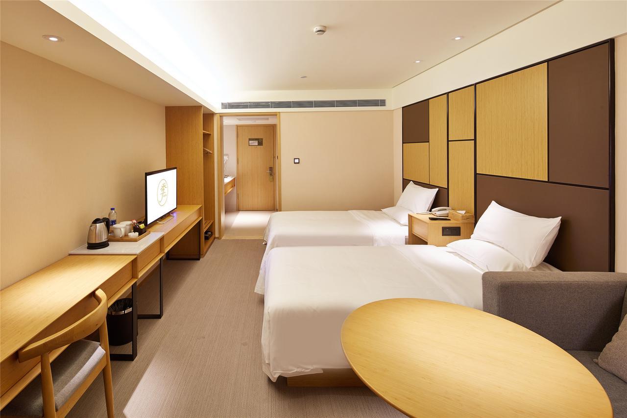 Ji Hotel Changzhou China Dinosaurs Park Bagian luar foto